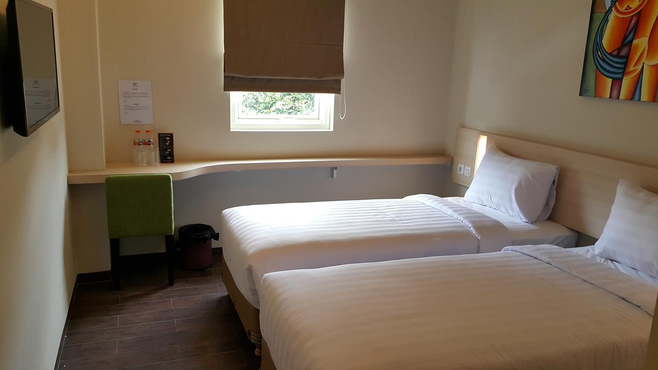 Biz Hotel City Center Ambon Zewnętrze zdjęcie