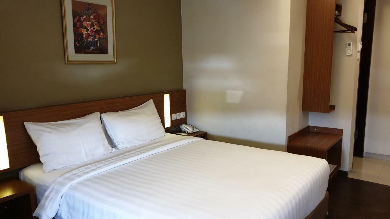 Biz Hotel City Center Ambon Zewnętrze zdjęcie